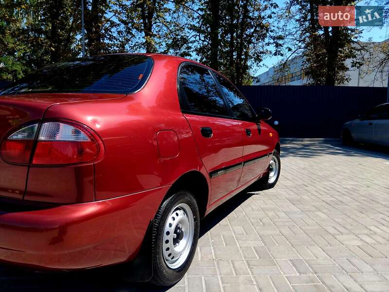 Седан Daewoo Sens 2006 в Новомосковске