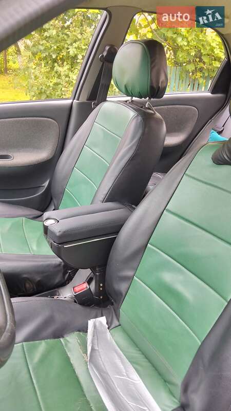 Седан Daewoo Sens 2004 в Пустомытах