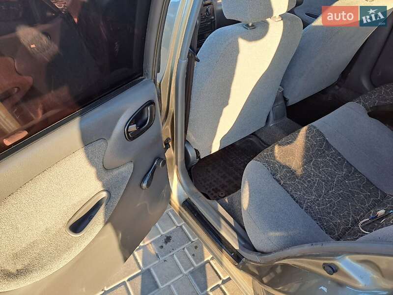 Седан Daewoo Sens 2005 в Кропивницком