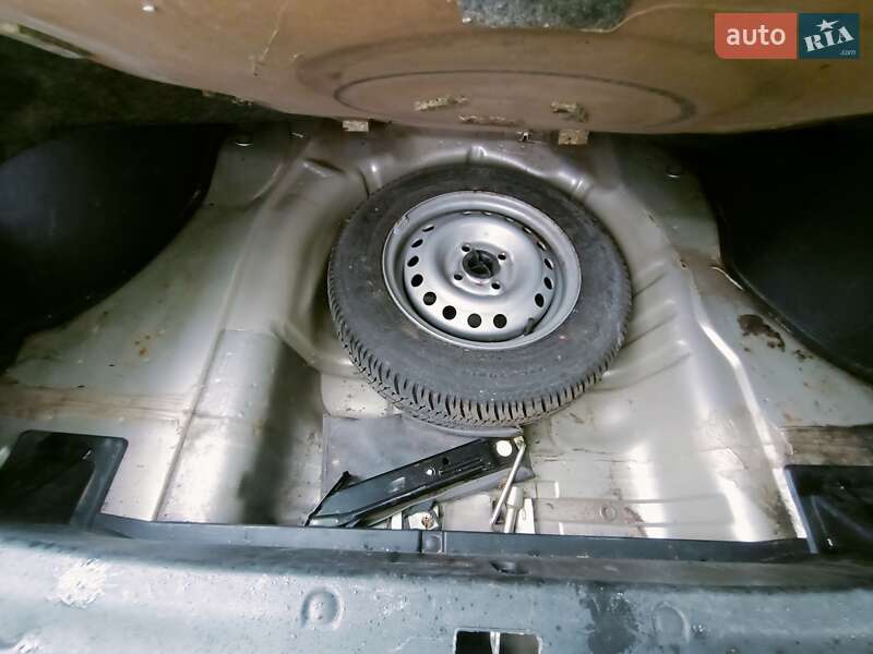Седан Daewoo Sens 2005 в Львове