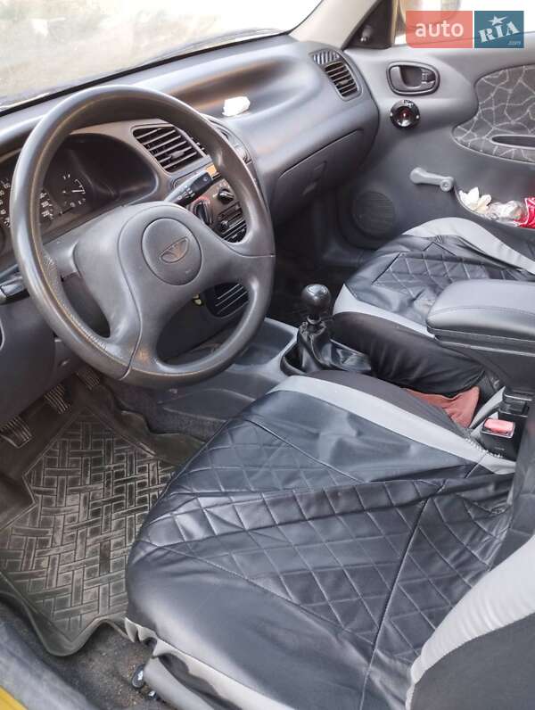 Седан Daewoo Sens 2003 в Балаклії