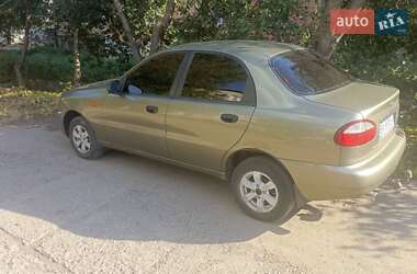 Седан Daewoo Sens 2005 в Помічній