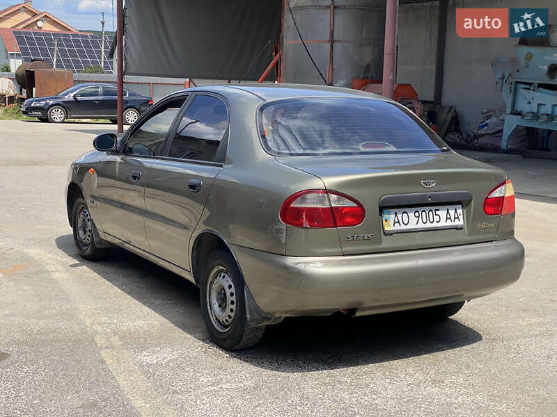 Седан Daewoo Sens 2004 в Ужгороде