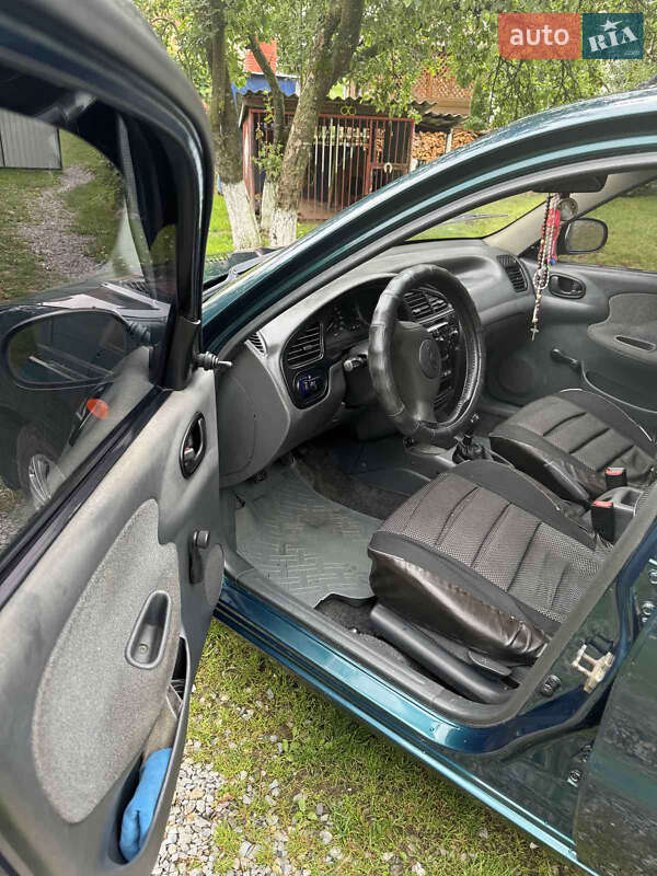 Седан Daewoo Sens 2004 в Ивано-Франковске