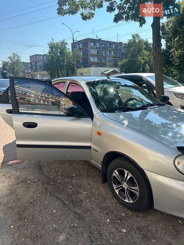 Седан Daewoo Sens 2004 в Чернигове
