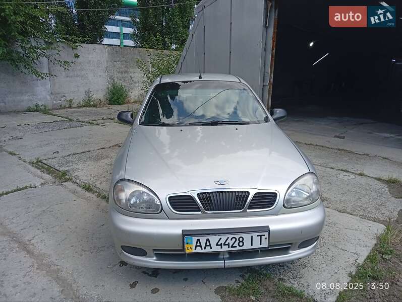 Седан Daewoo Sens 2004 в Киеве