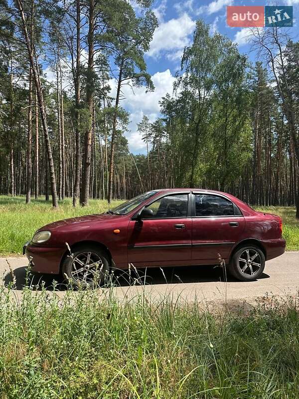 Седан Daewoo Sens 2009 в Чернигове
