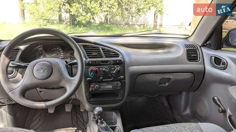 Седан Daewoo Sens 2005 в Краснокутске