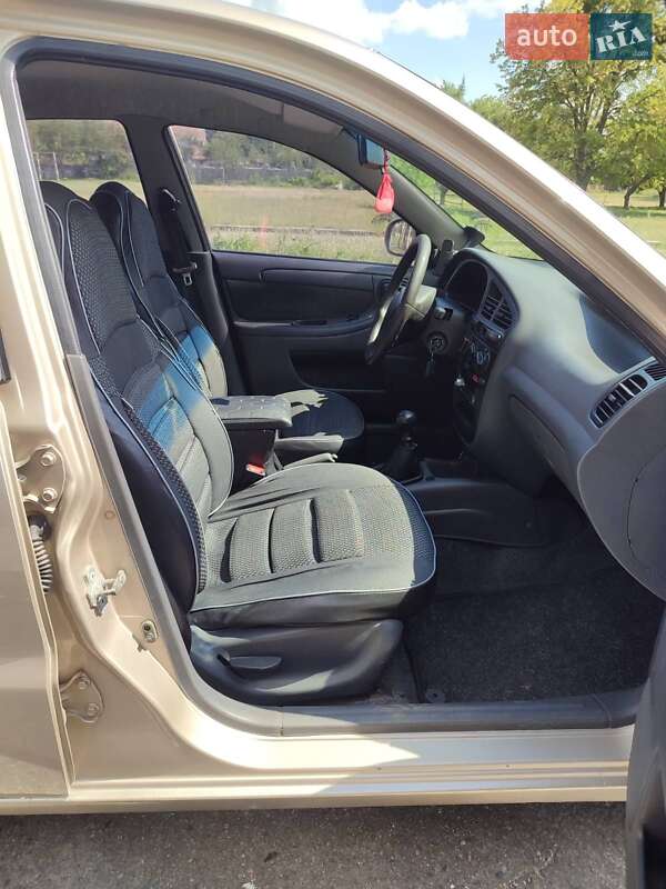 Седан Daewoo Sens 2012 в Полтаве