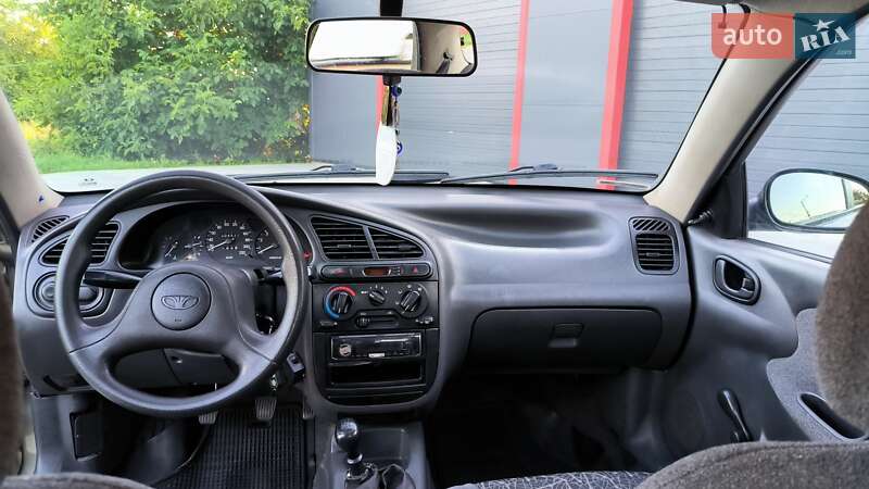 Седан Daewoo Sens 2005 в Барышевке
