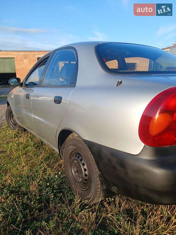 Седан Daewoo Sens 2005 в Чернигове
