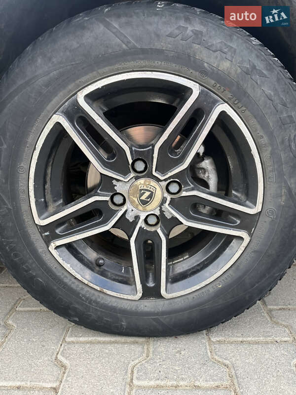 Седан Daewoo Sens 2005 в Косові