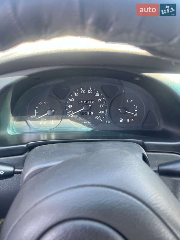 Седан Daewoo Sens 2006 в Запоріжжі