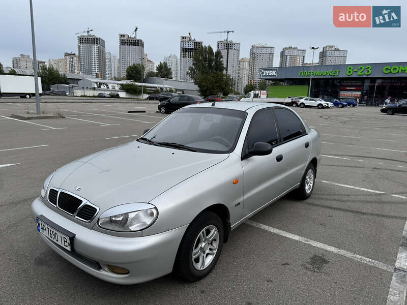 Седан Daewoo Sens 2004 в Киеве