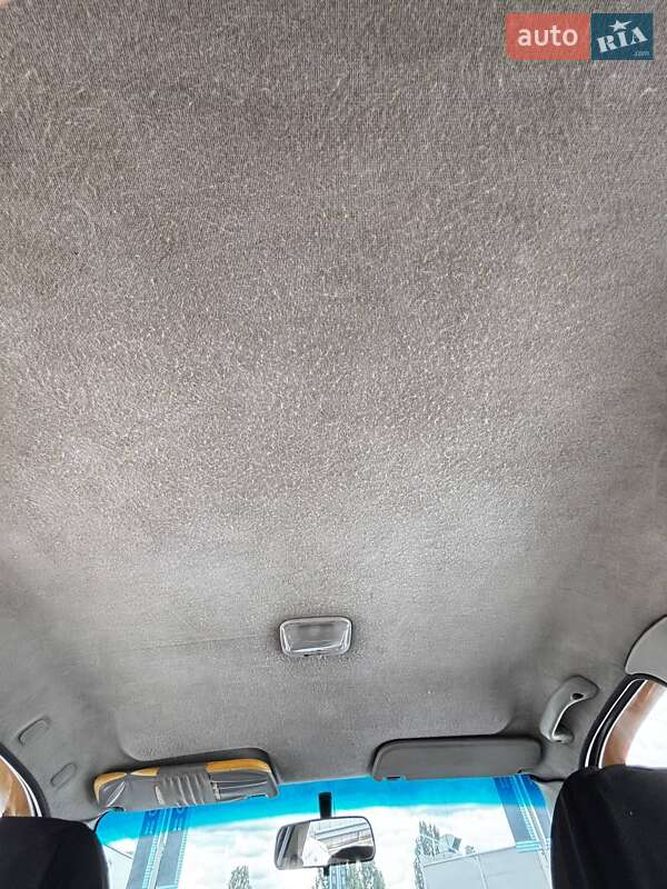 Седан Daewoo Sens 2003 в Киеве