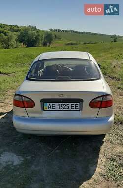 Седан Daewoo Sens 2004 в Днепре