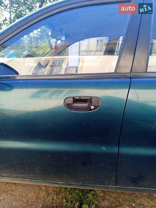 Седан Daewoo Sens 2003 в Могилів-Подільському