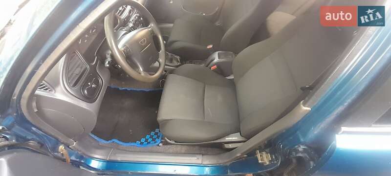 Седан Daewoo Sens 2005 в Львове