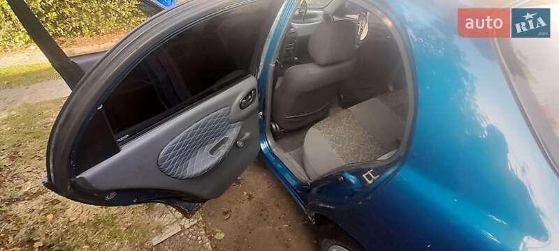Седан Daewoo Sens 2005 в Львове