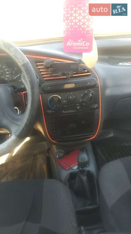 Седан Daewoo Sens 2001 в 