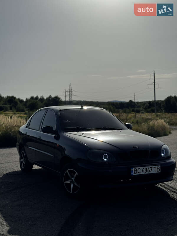 Седан Daewoo Sens 2003 в Дрогобыче