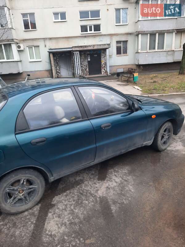 Седан Daewoo Sens 2004 в Запоріжжі