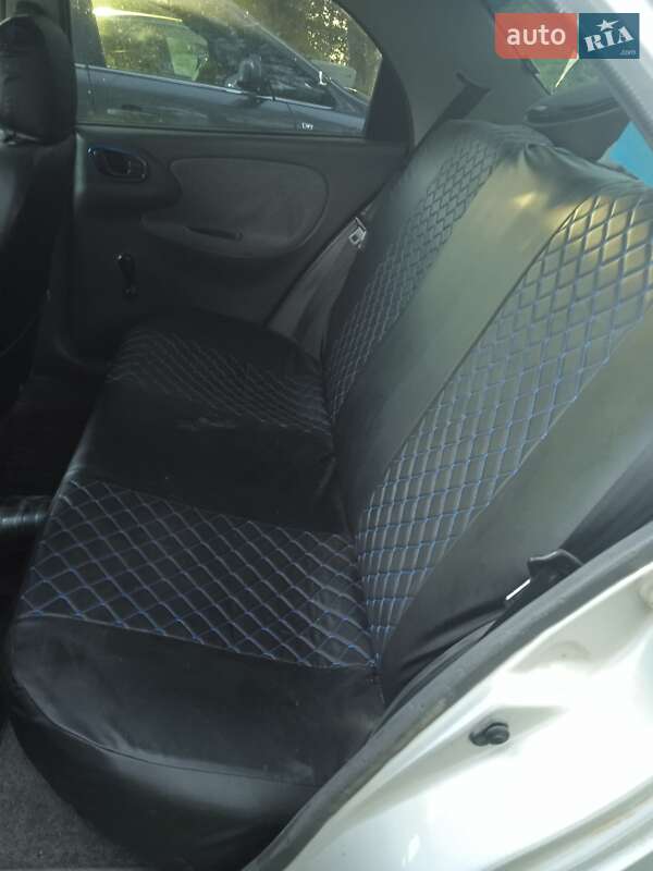 Седан Daewoo Sens 2006 в Гайсине