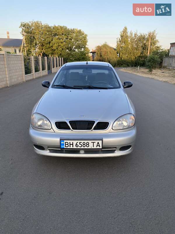 Седан Daewoo Sens 2005 в Чорноморську