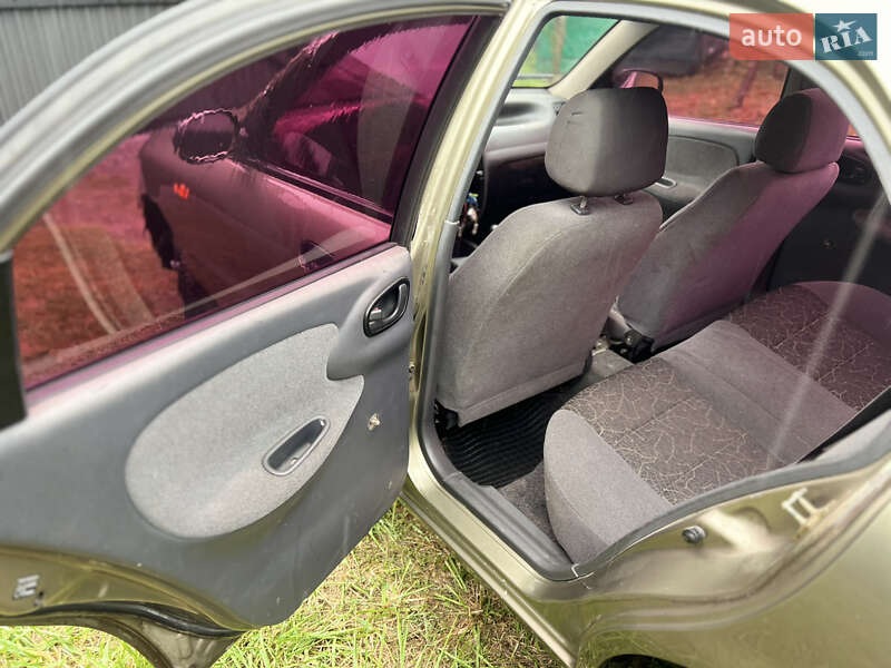 Седан Daewoo Sens 2004 в Вінниці