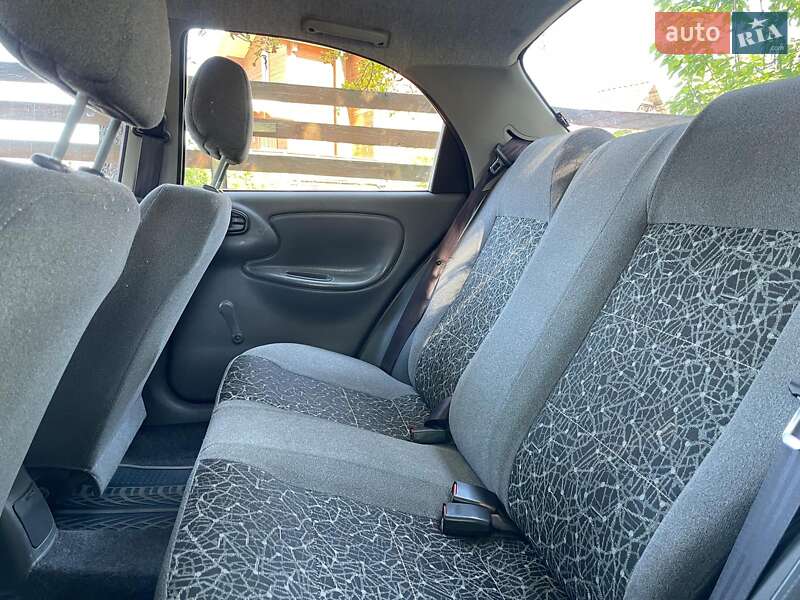 Седан Daewoo Sens 2010 в Киеве