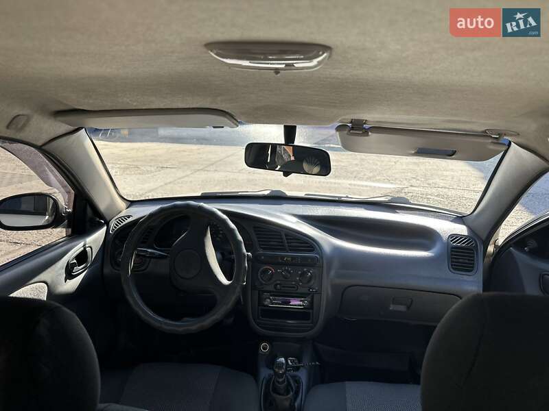 Седан Daewoo Sens 2004 в Кривому Розі