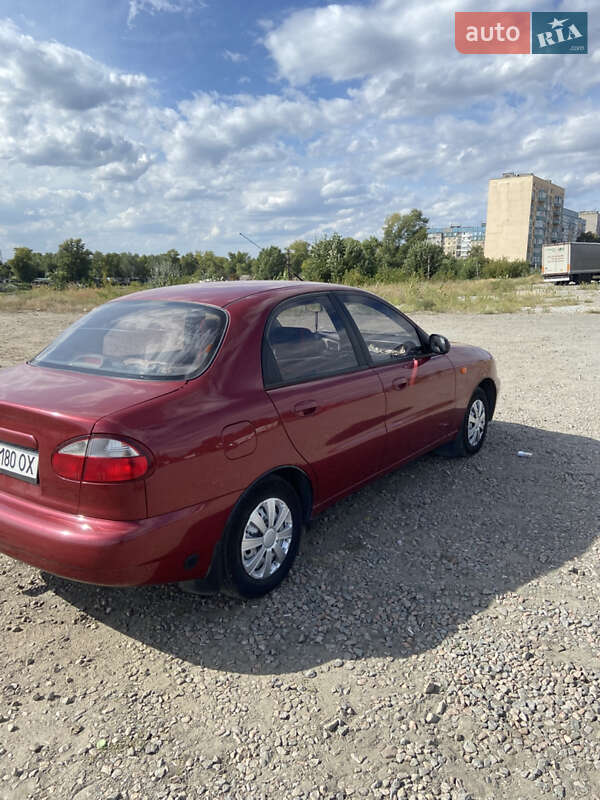 Седан Daewoo Sens 2005 в Днепре