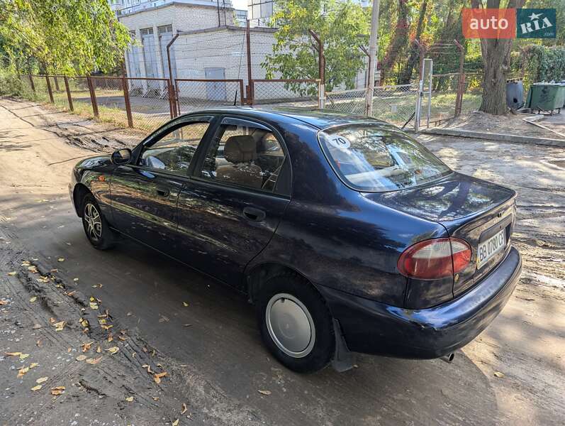 Седан Daewoo Sens 2006 в Днепре