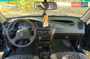 Седан Daewoo Sens 2001 в П'ятихатках