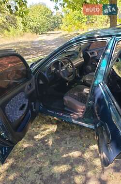 Седан Daewoo Sens 2001 в П'ятихатках