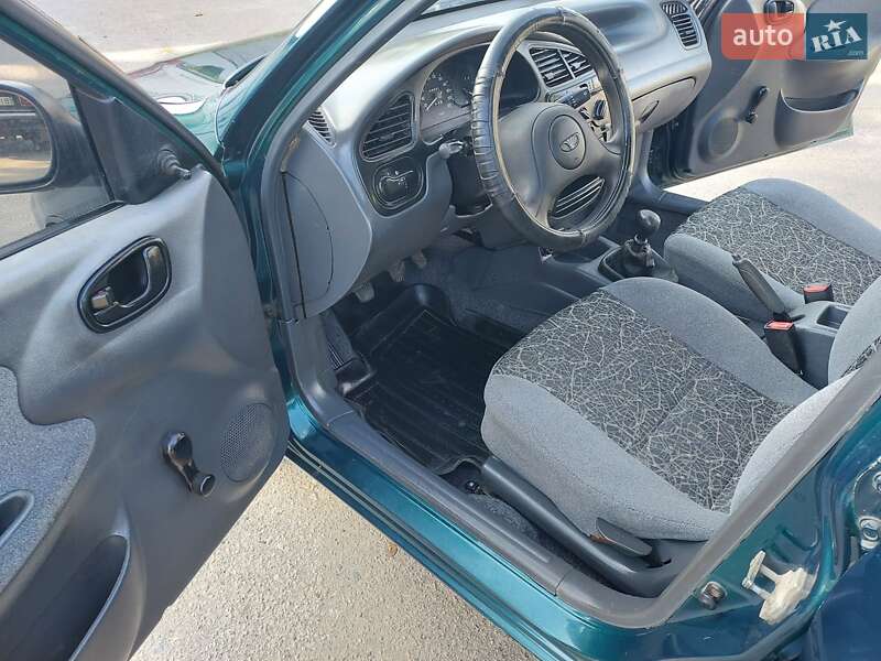 Седан Daewoo Sens 2005 в Карловке