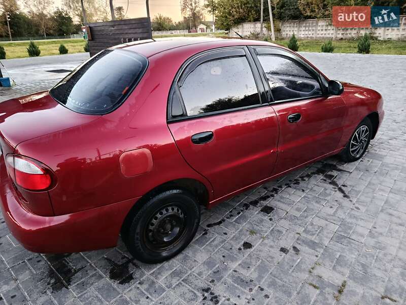 Седан Daewoo Sens 2006 в Корце