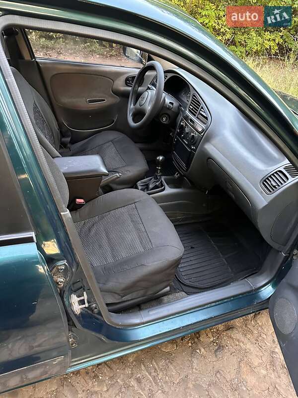Седан Daewoo Sens 2004 в Люботине