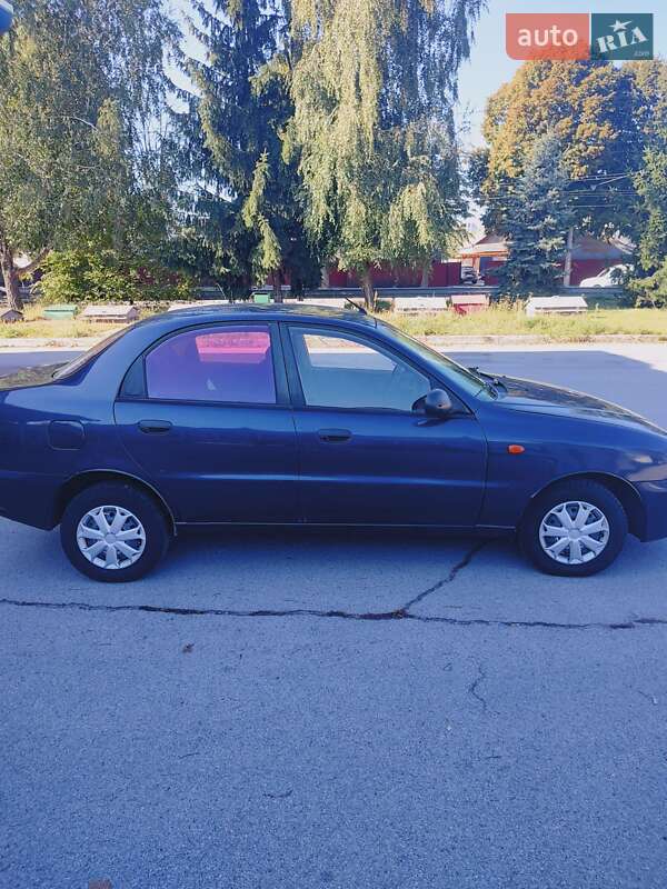 Седан Daewoo Sens 2004 в Житомире