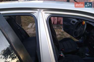 Седан Daewoo Sens 2004 в  фото 4 Седан Daewoo Sens 2004 в