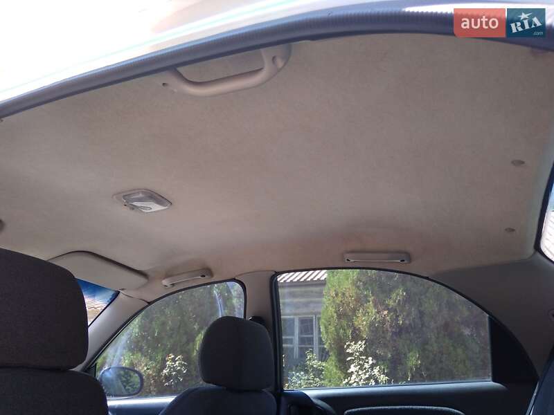 Седан Daewoo Sens 2004 в Запоріжжі