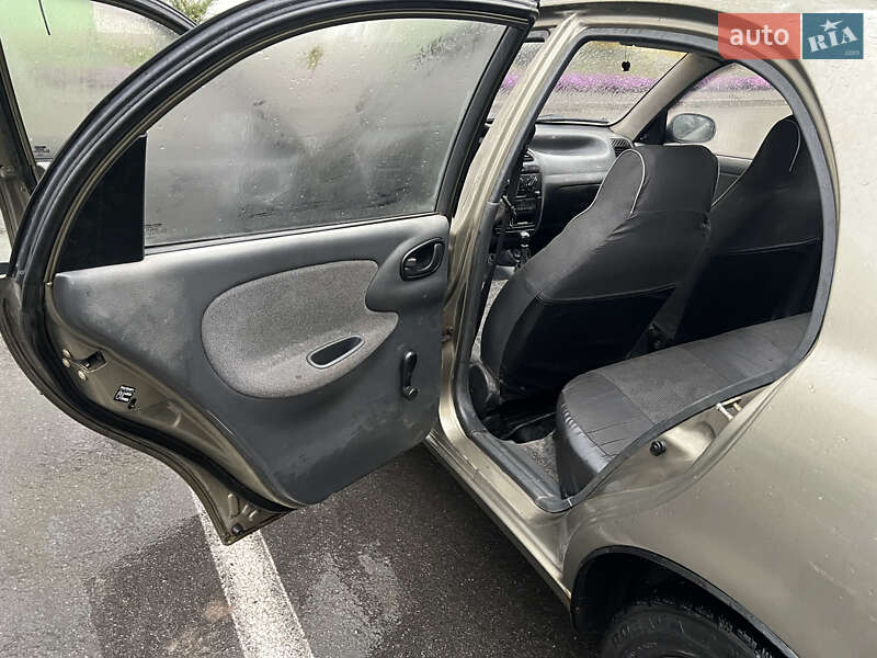 Седан Daewoo Sens 2005 в Харькове