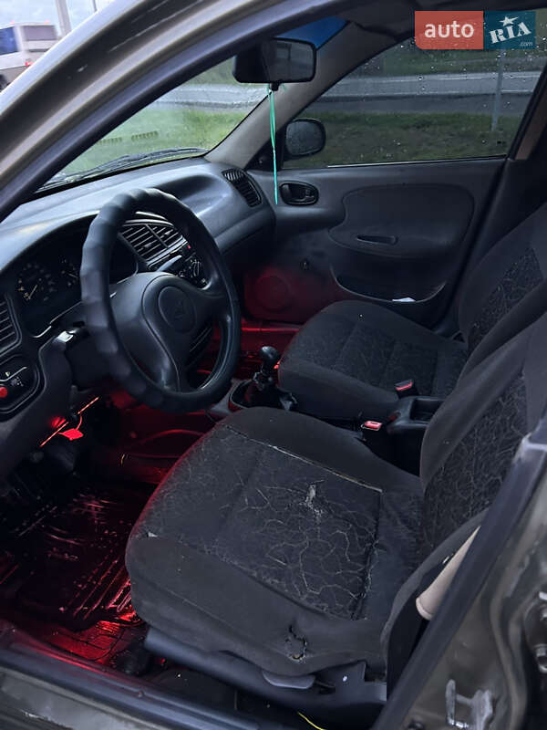 Седан Daewoo Sens 2005 в Сосновке