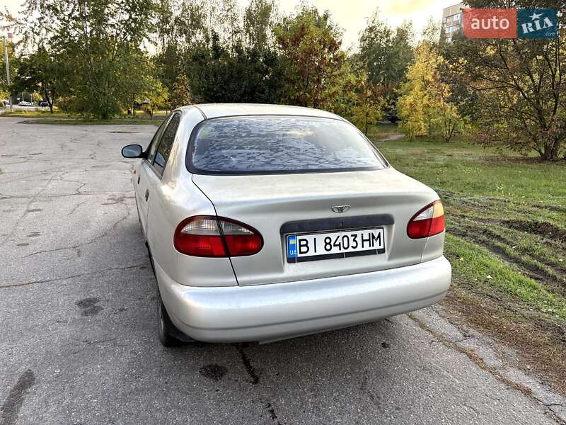 Седан Daewoo Sens 2004 в Кременчуці