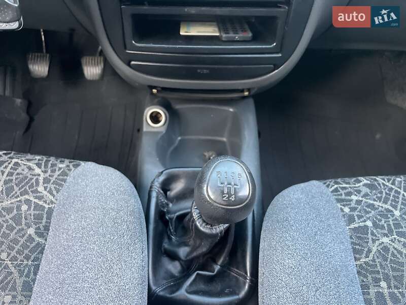 Седан Daewoo Sens 2007 в Луцке