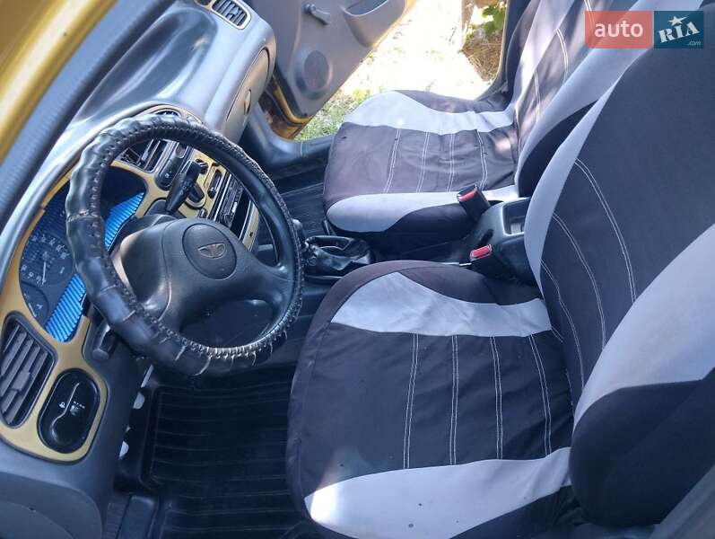 Седан Daewoo Sens 2003 в Ромнах