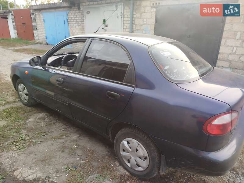 Седан Daewoo Sens 2005 в Первомайську