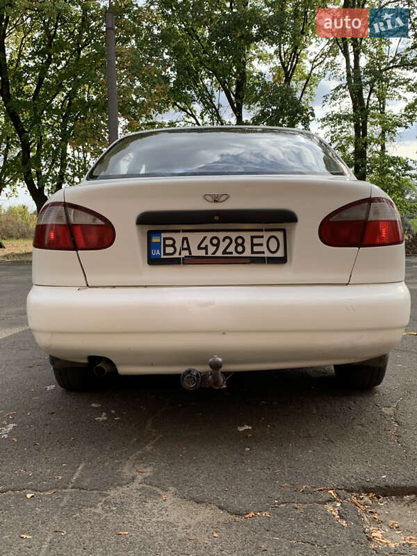 Седан Daewoo Sens 2005 в Новоукраинке
