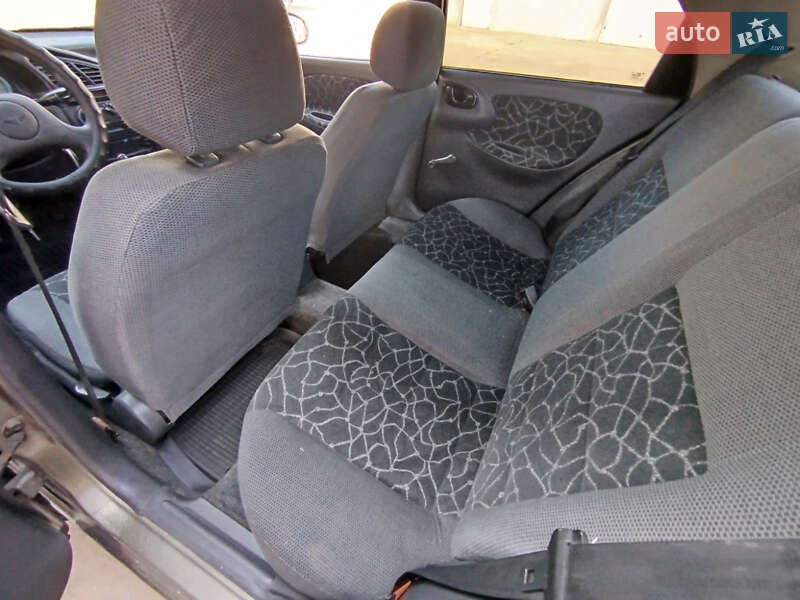 Седан Daewoo Sens 2003 в Харкові
