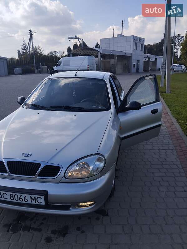Седан Daewoo Sens 2006 в Мостиске